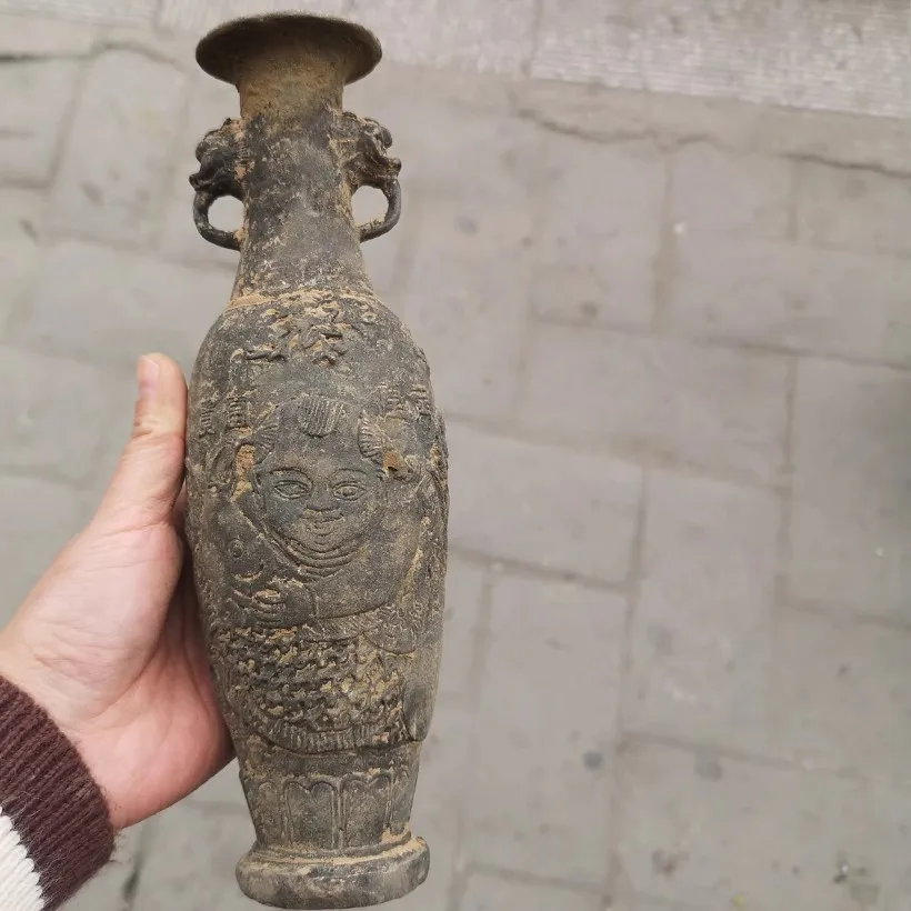 Bronze Collection Vase Carved  - Collectible Vintage Tools ulasan dan harga