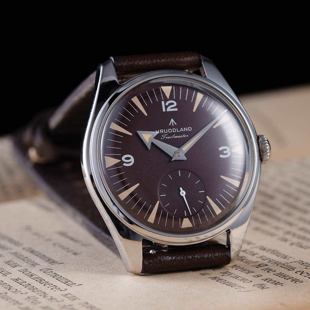 HRUODLAND Vintage Field Watch  - Vintage Watch Collecting ulasan dan harga